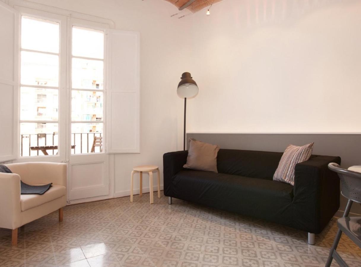 Napoles - Modernist Flat Close To Sagrada Familia Барселона Екстериор снимка